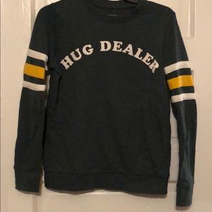 Awesome throw back style sweatshirt !
